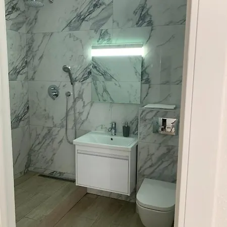 Apartment New 3 Near The Metro Station Kyiv